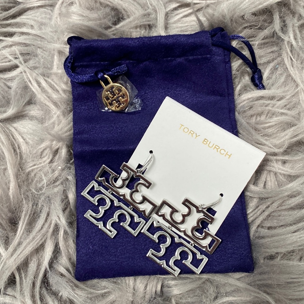 NWT Tory Burch Britten Logo Drop Earrings